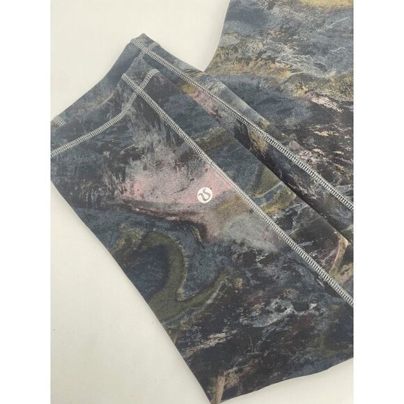 Lululemon Leggings New Like Capri Sz 4 Tie Die - Picture 8 of 9